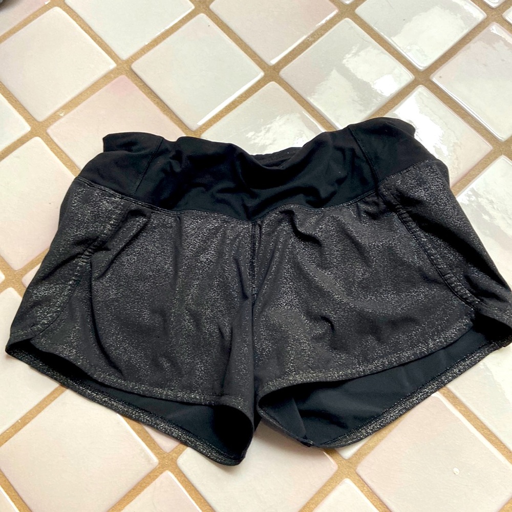 Lululemon low-rise lined shorts